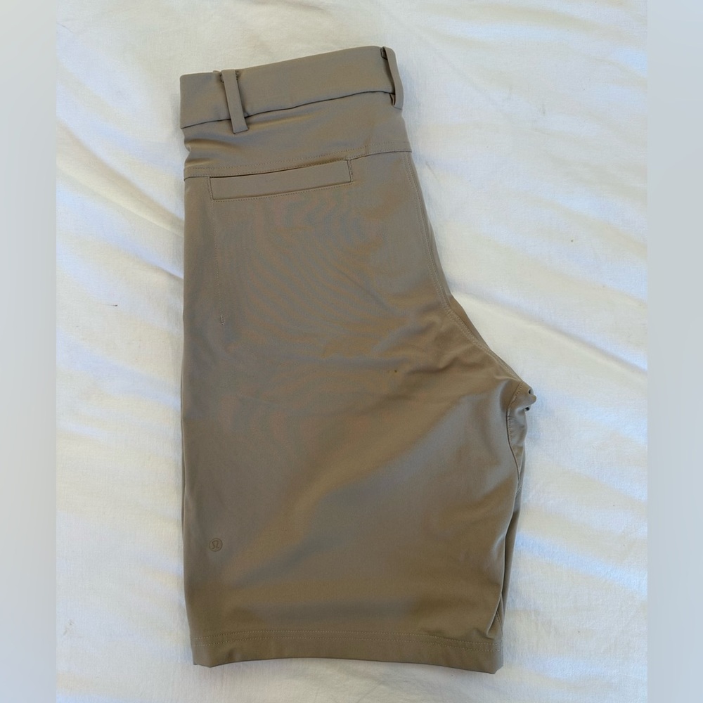 Lululemon Athletica Tan Men’s shorts